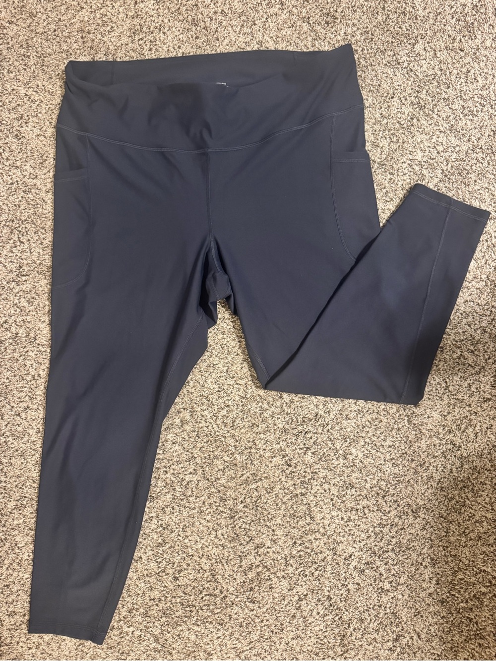 Old Navy Women’s (Sz XXL) Leggings in a blue/gary color.